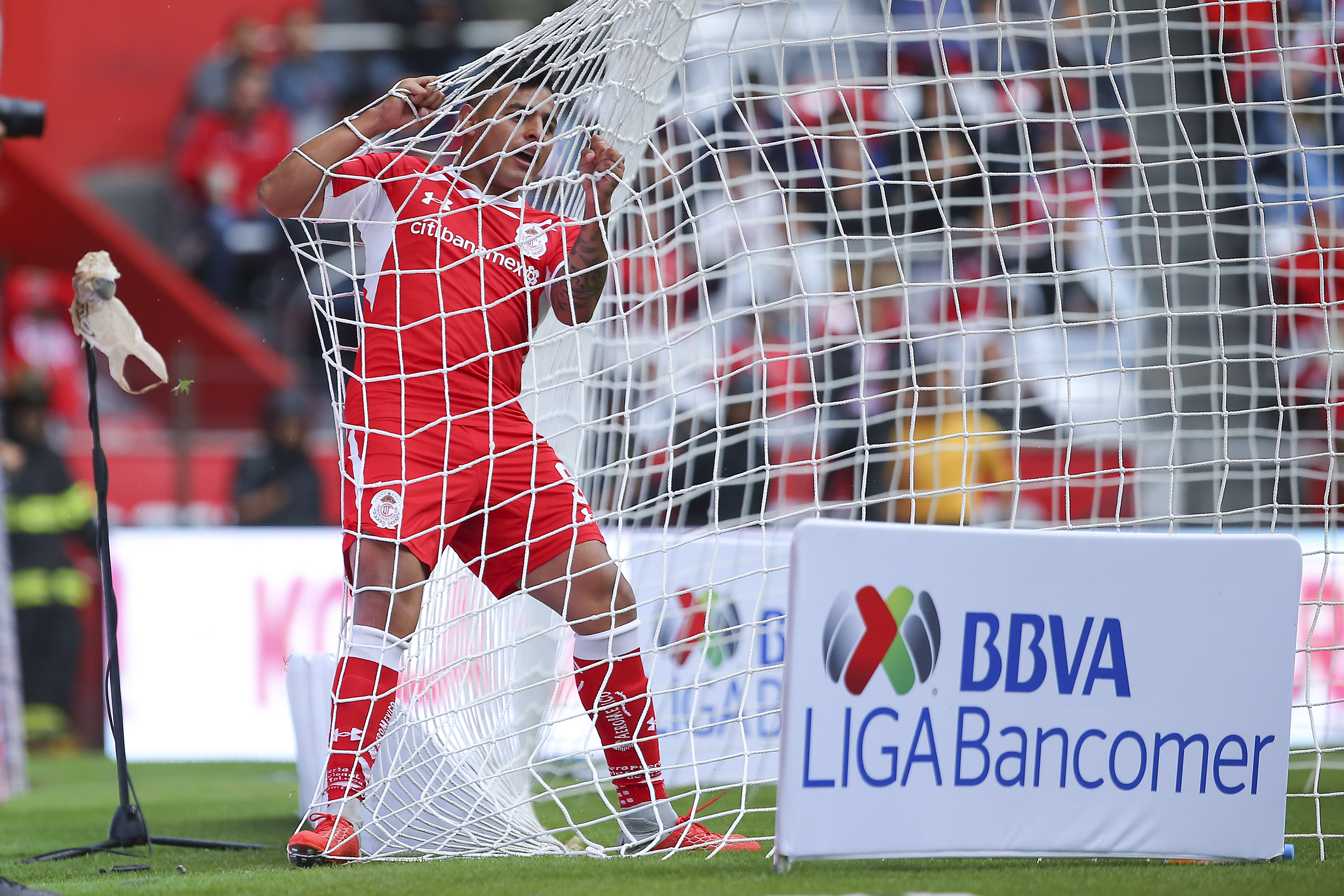 Las mejores postales del duelo en entre Toluca y León