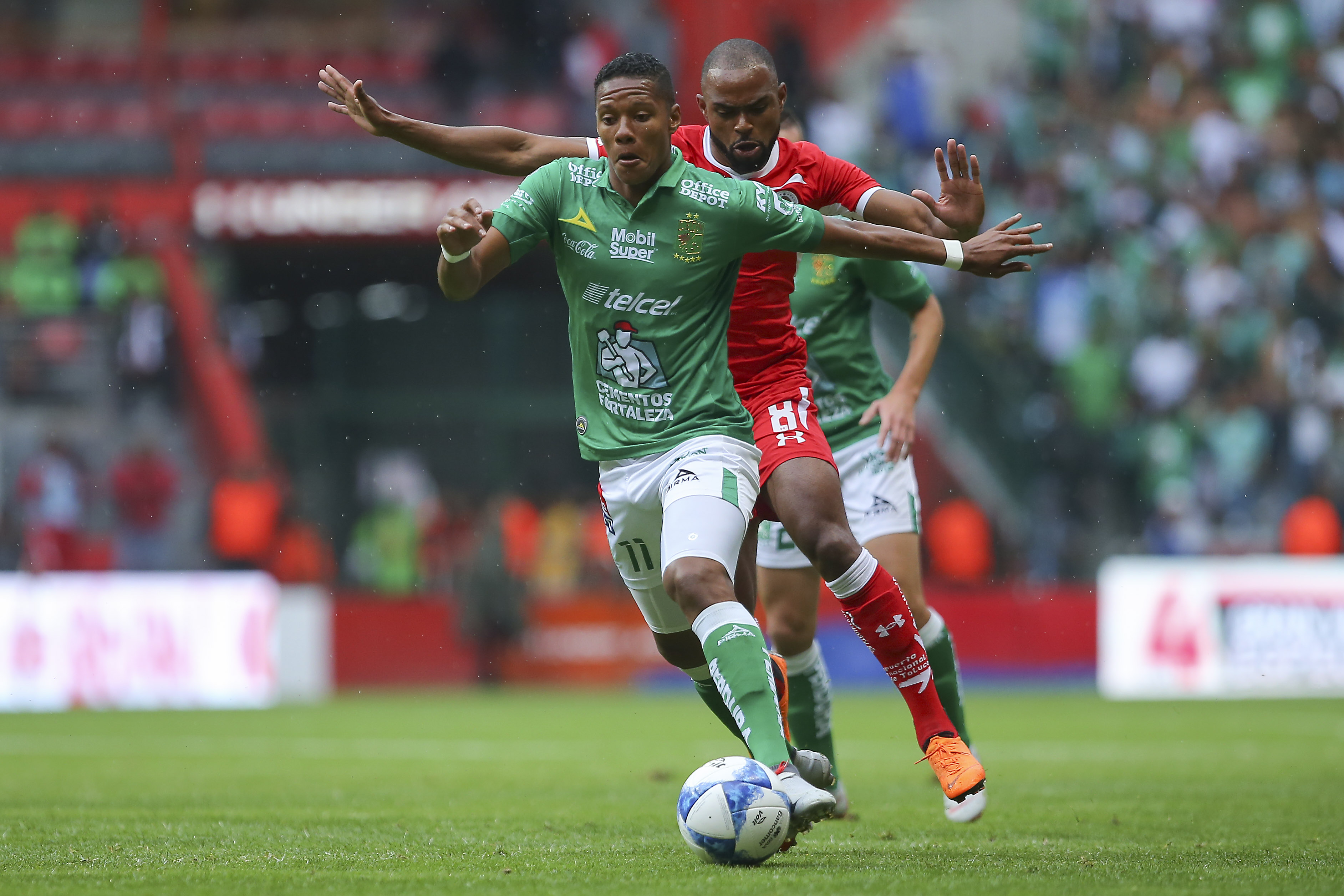 Las mejores postales del duelo en entre Toluca y León