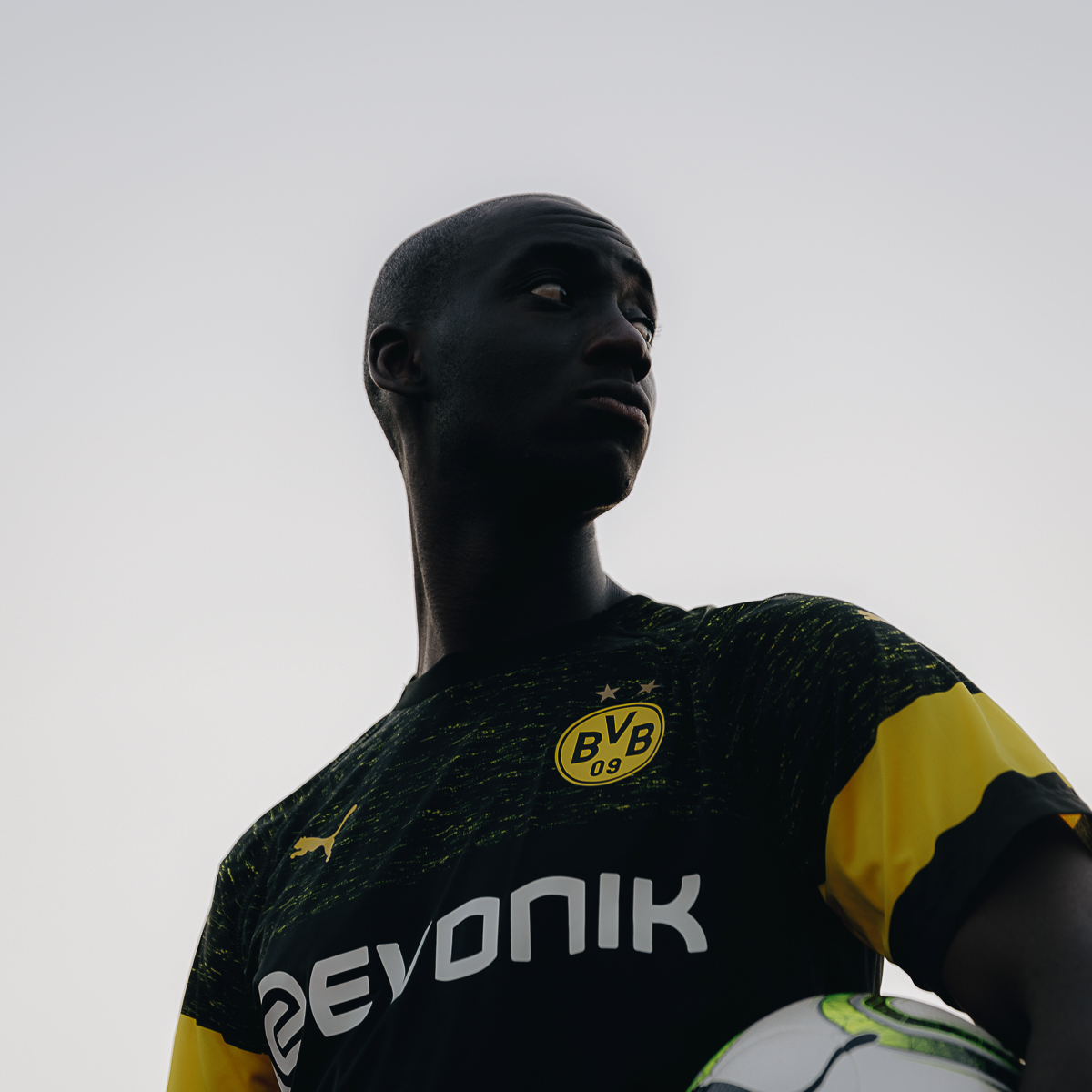 Borussia Dortmund tendrá uniforme de gala para cada visita