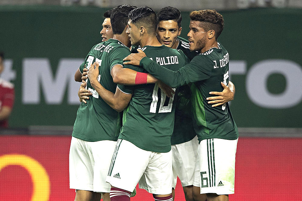 'Chavos del Tri' pagaron caro el derecho de piso ante Uruguay