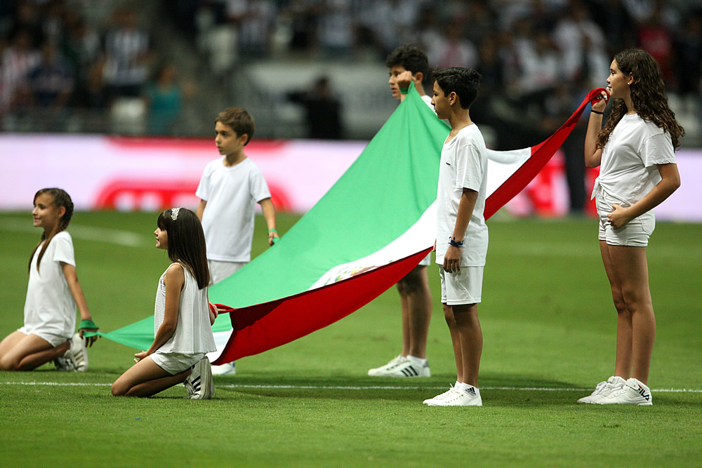 La goleada de Chivas a Rayados en imágenes