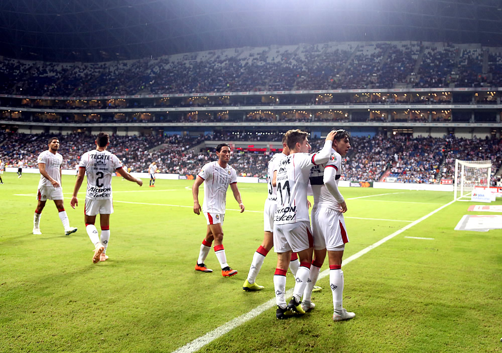 La goleada de Chivas a Rayados en imágenes
