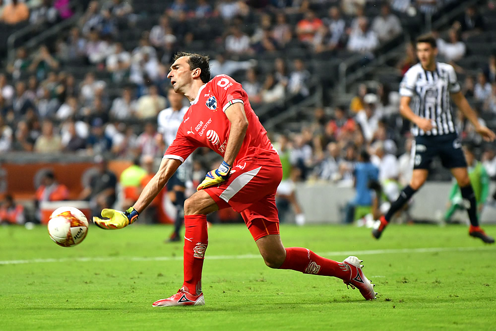 La goleada de Chivas a Rayados en imágenes