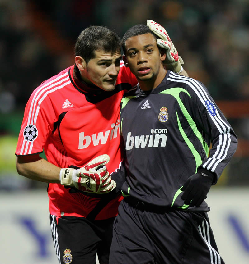 Iker Casillas, el hombre récord que llega a 20 Champions ininterrumpidas.