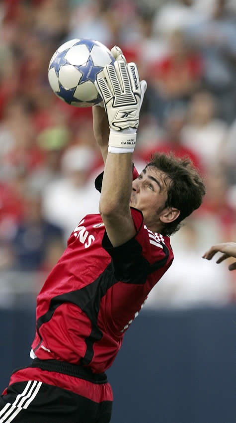 Iker Casillas, el hombre récord que llega a 20 Champions ininterrumpidas.