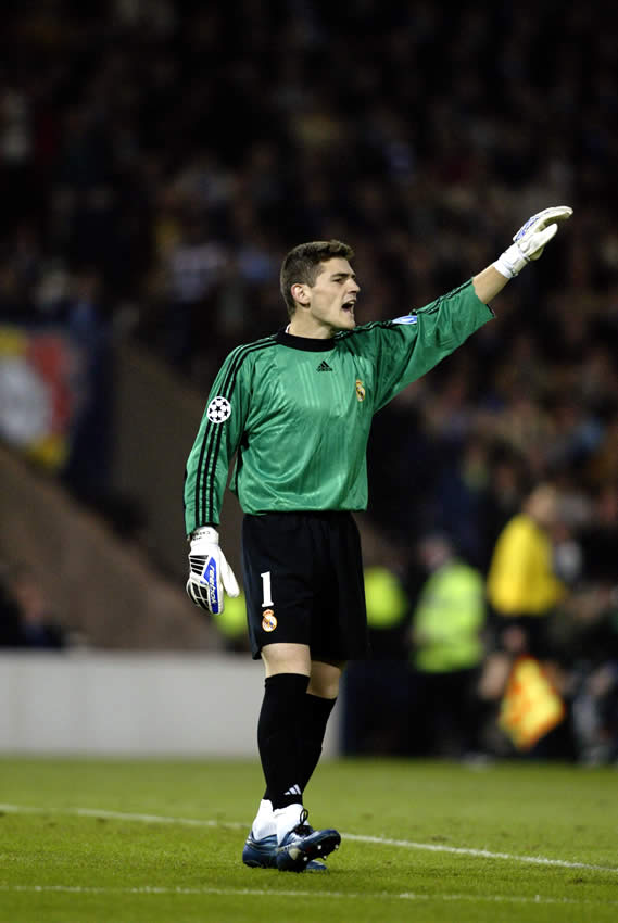 Iker Casillas, el hombre récord que llega a 20 Champions ininterrumpidas.