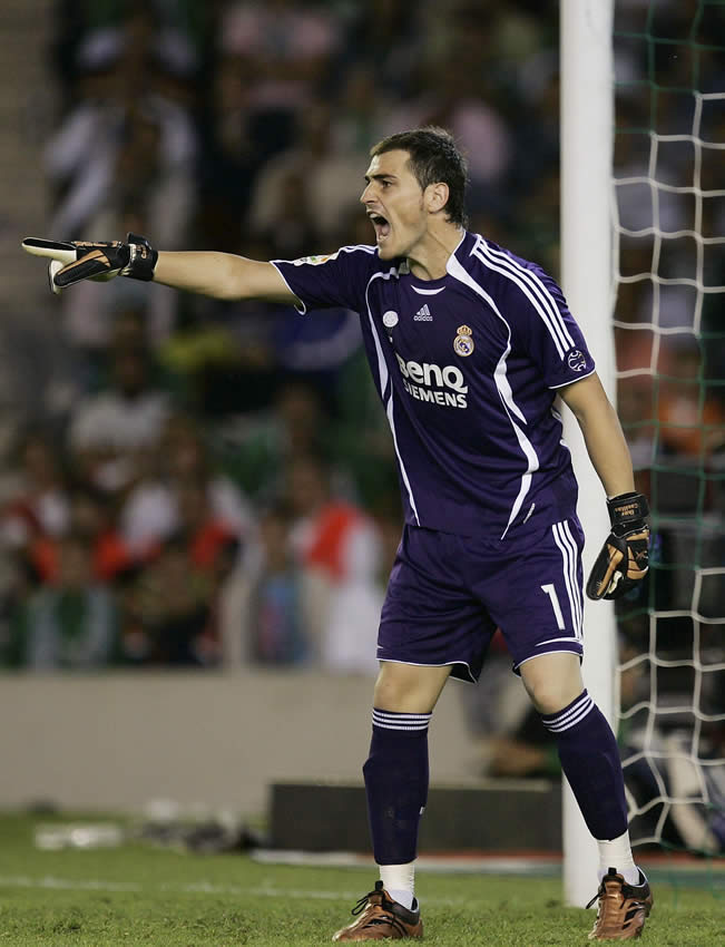 Iker Casillas, el hombre récord que llega a 20 Champions ininterrumpidas.