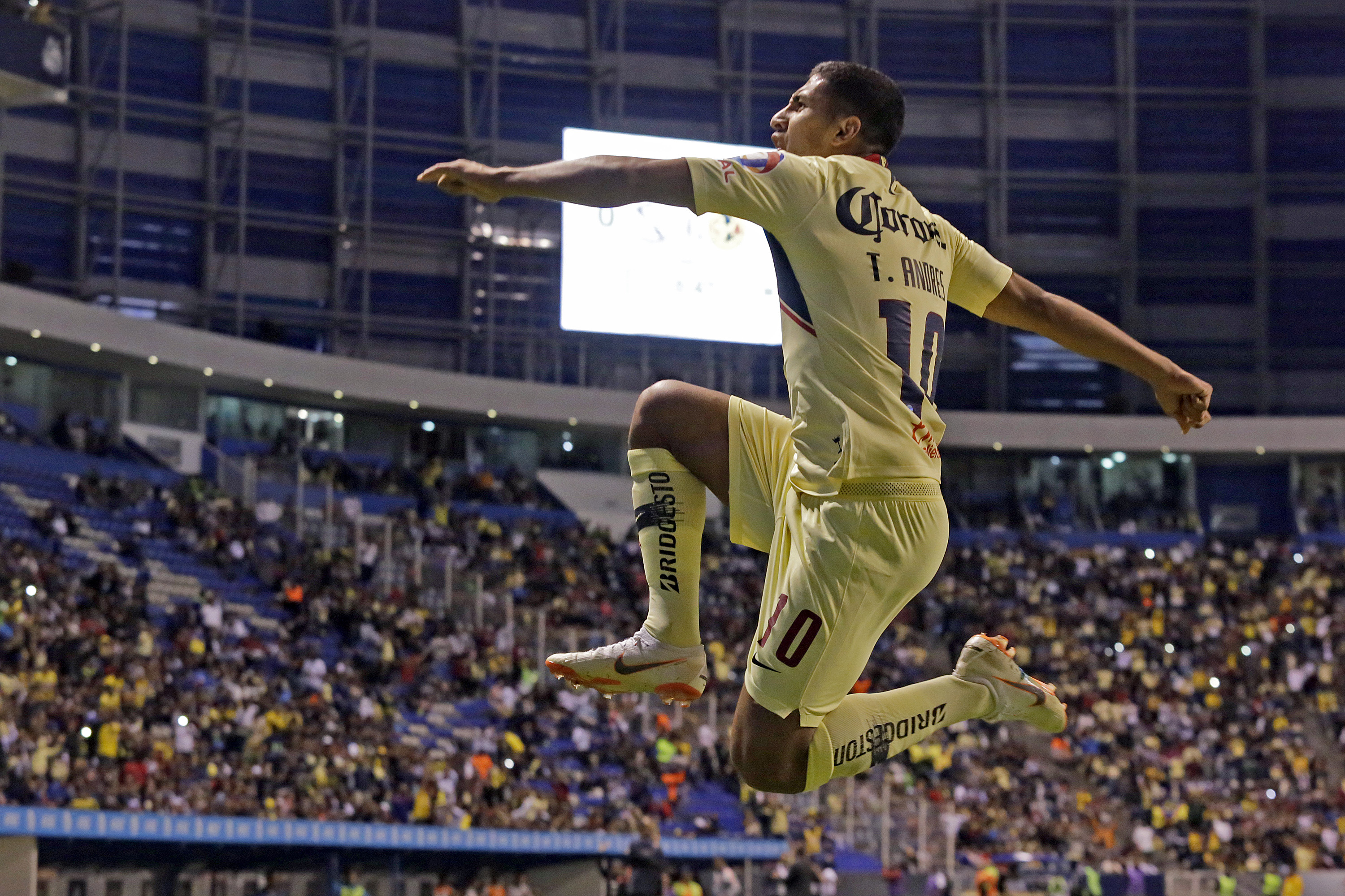 Con gol de último minuto de Bruno Valdez, las Águilas del América volaron.