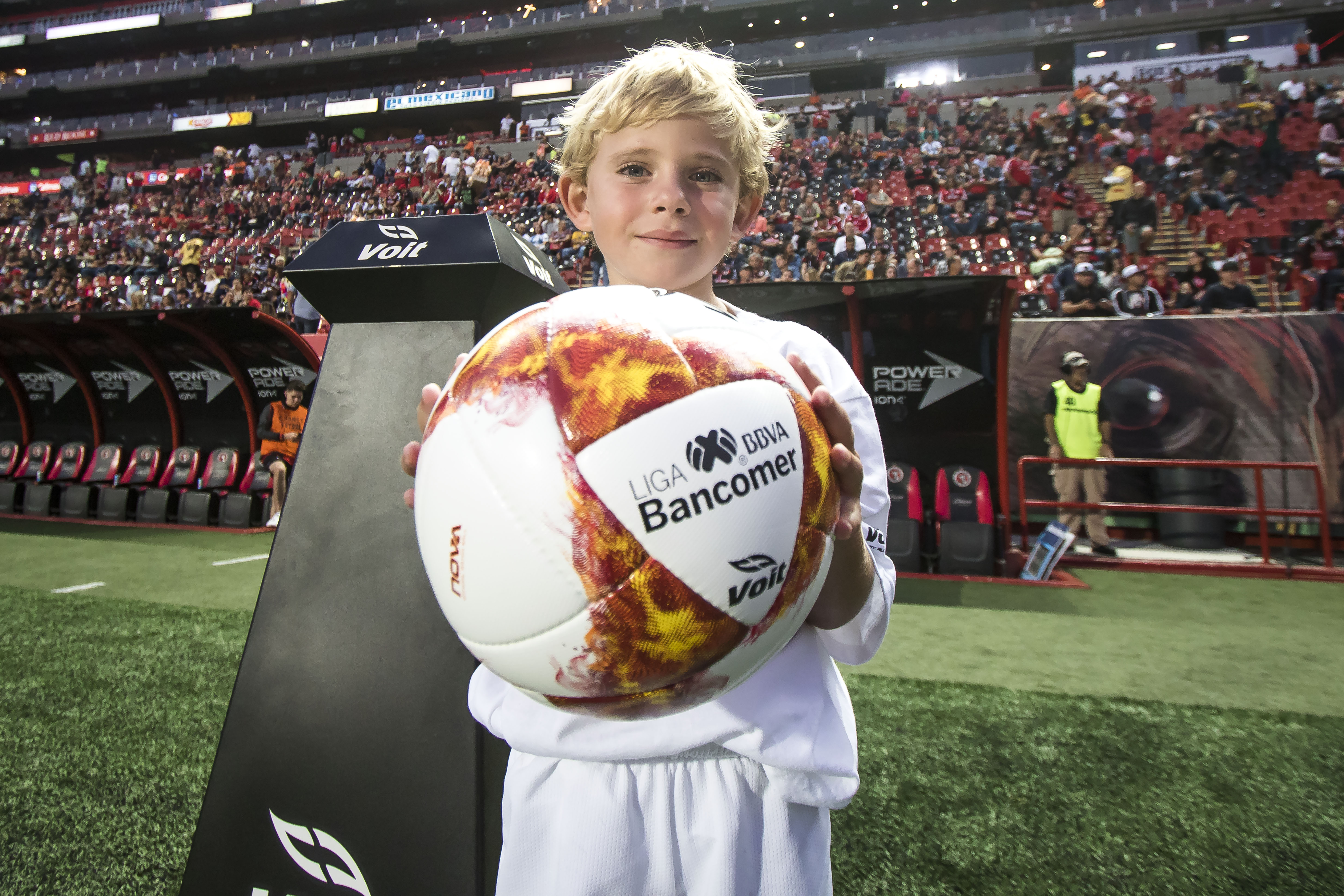 El Cubo tuvo baile del robot ante Pachuca