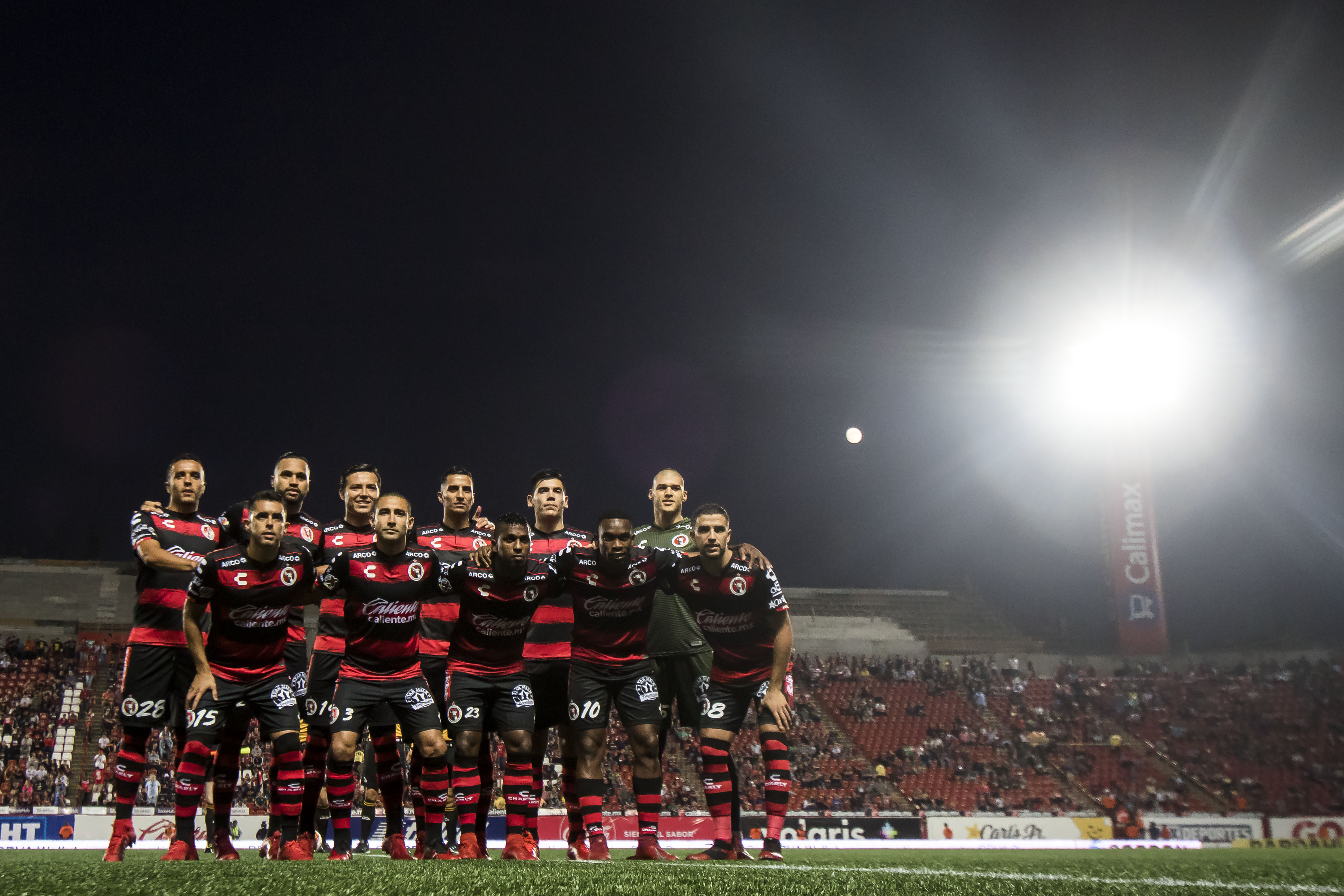 El Cubo tuvo baile del robot ante Pachuca