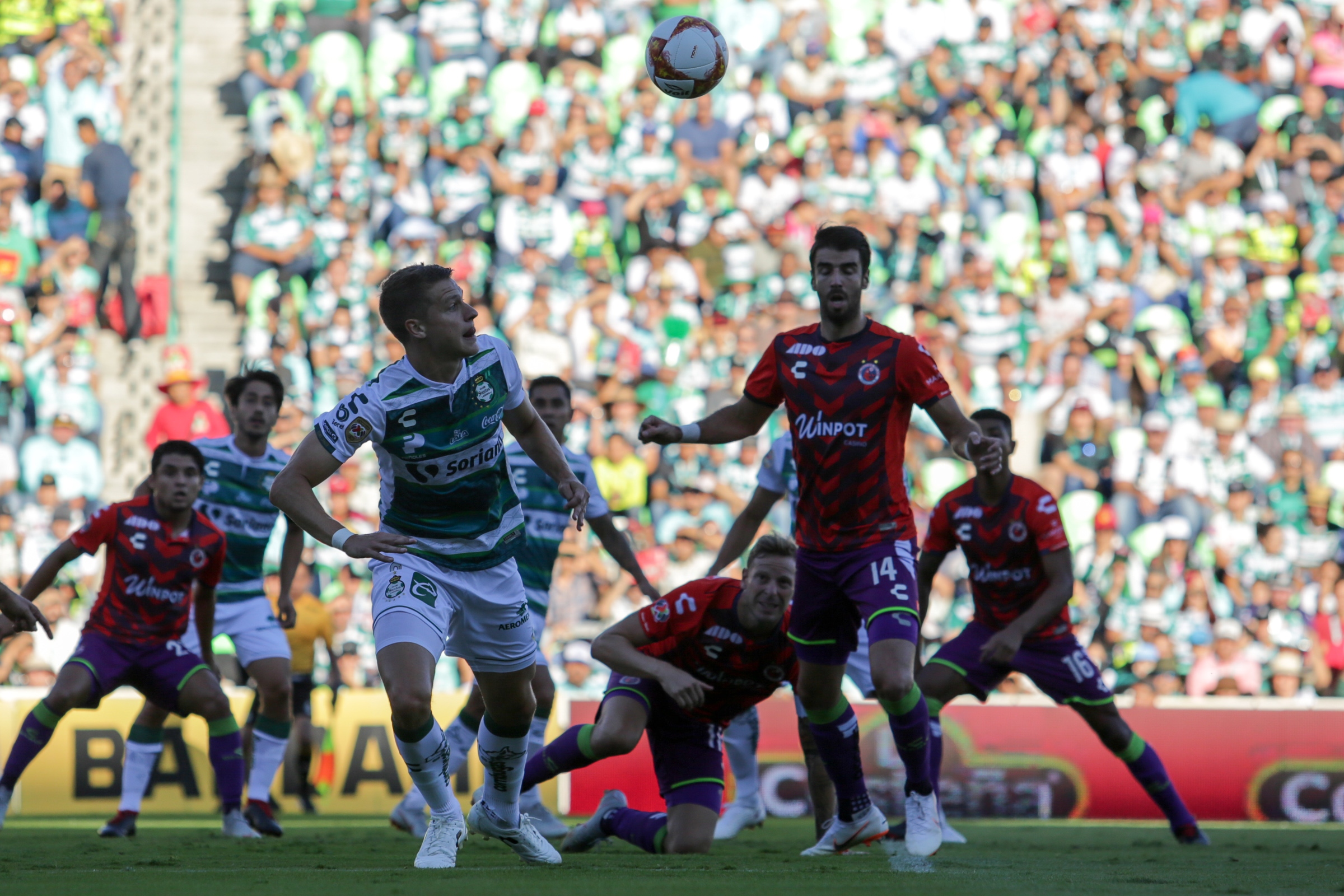 Las postales del empate entre Santos y el Tiburón