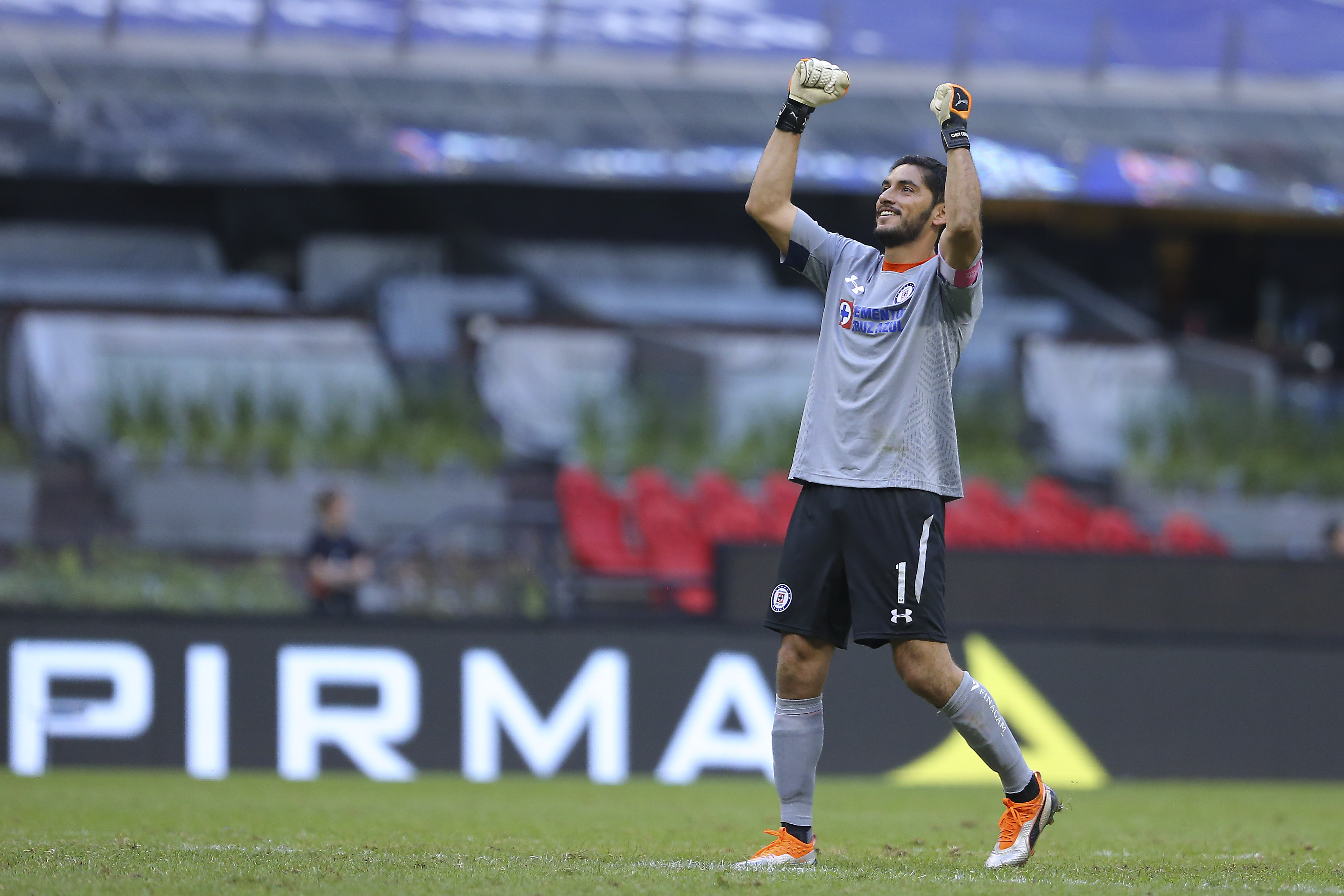 La Máquina pita hacia la Liguilla y Rayados sufrió