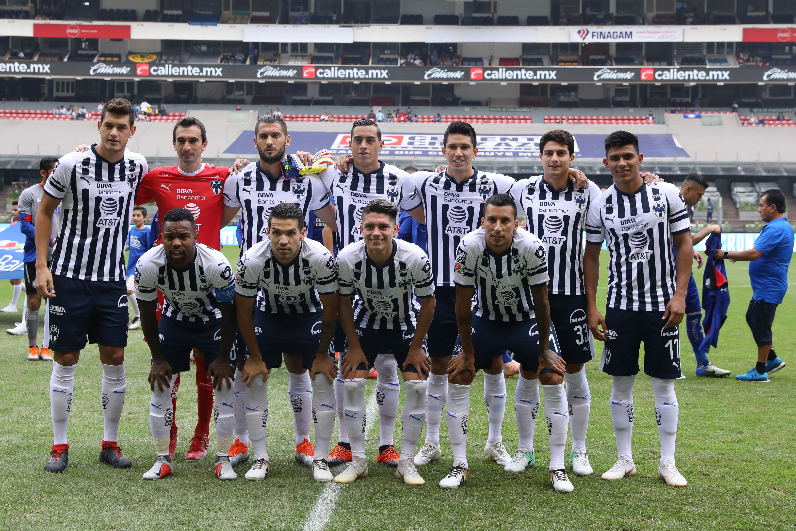 La Máquina pita hacia la Liguilla y Rayados sufrió