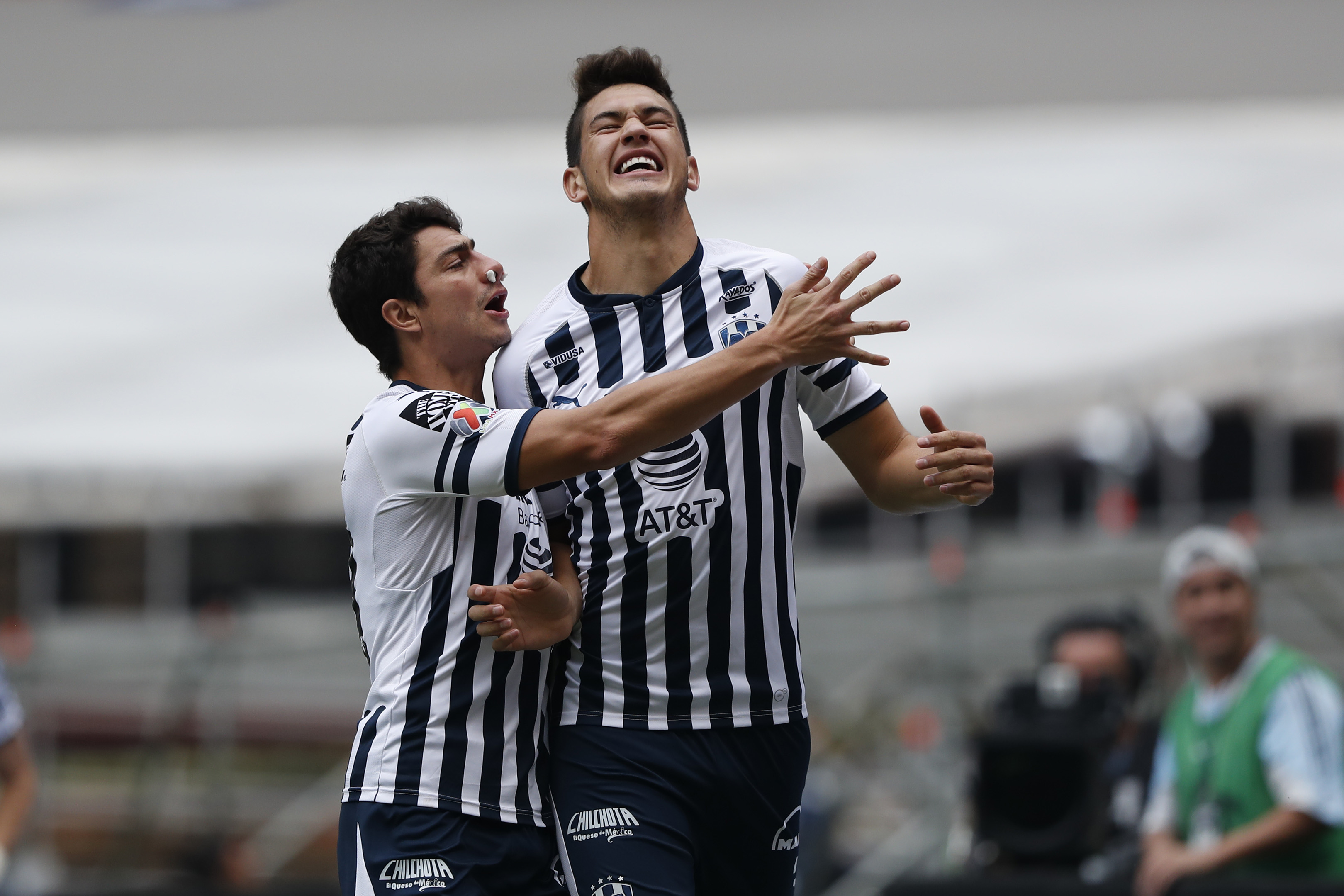 La Máquina pita hacia la Liguilla y Rayados sufrió