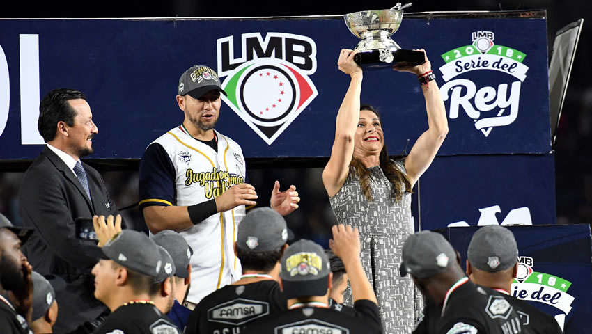 Las mejores imágenes del triunfo de Sultanes sobre Guerreros en la Serie del Rey