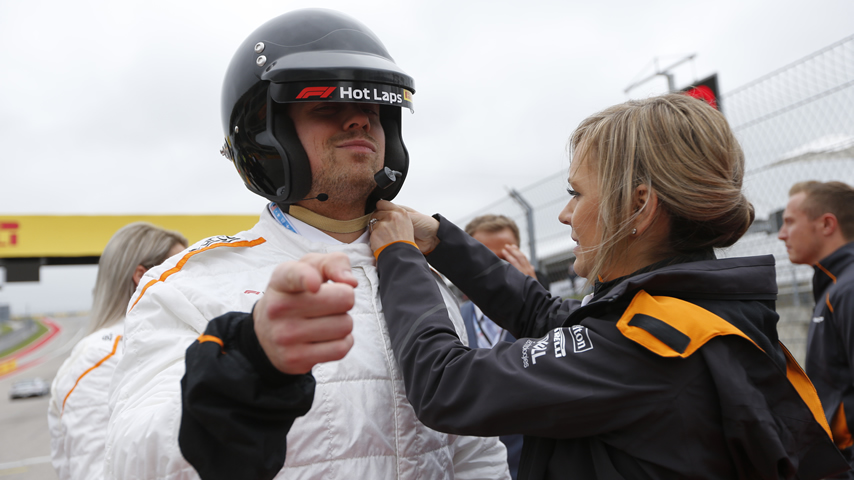 The Miz y Maryse en el Grand Prix Pirelli 