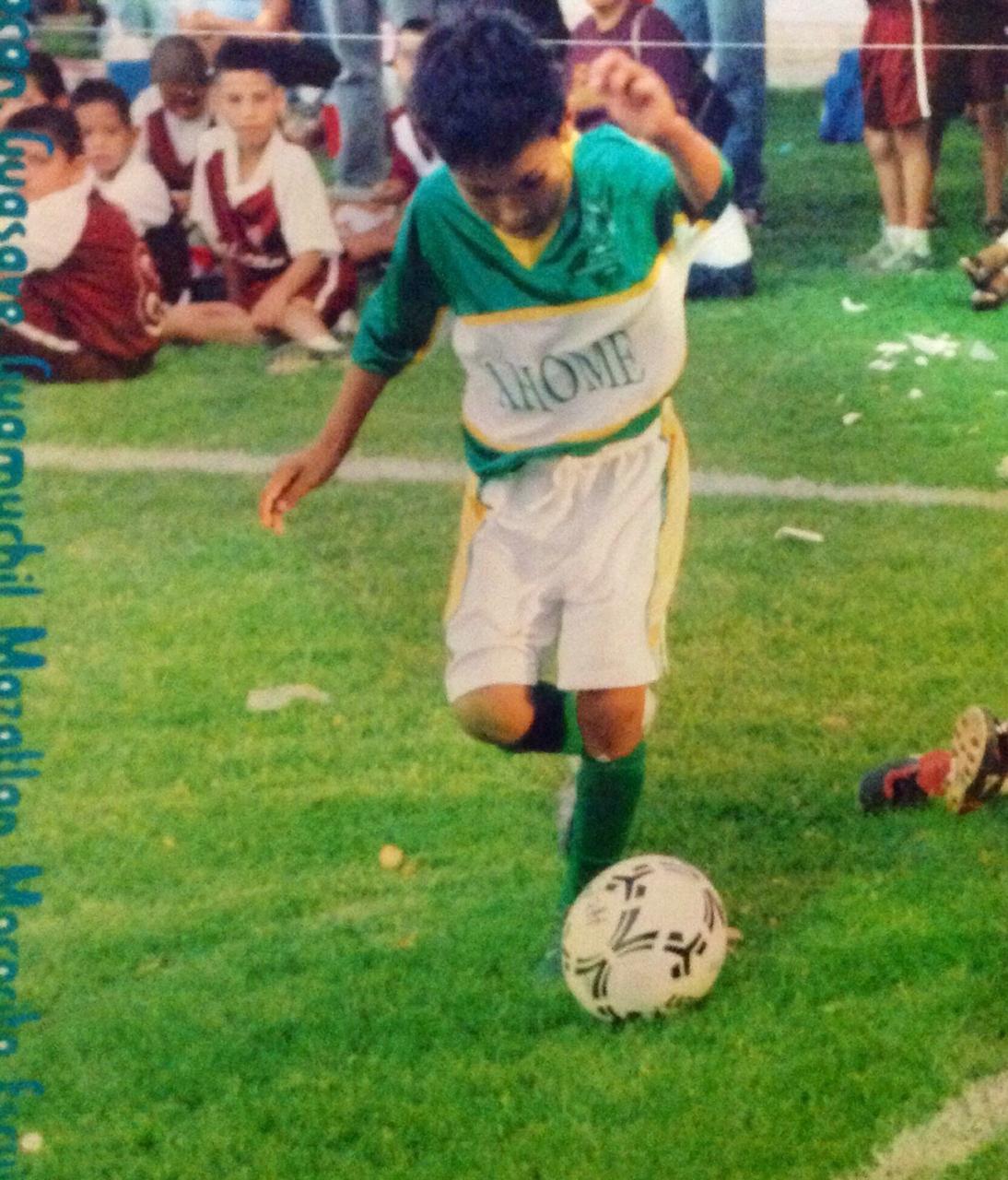 Erick Gutierrez y su historia en el futbol desde los seis años