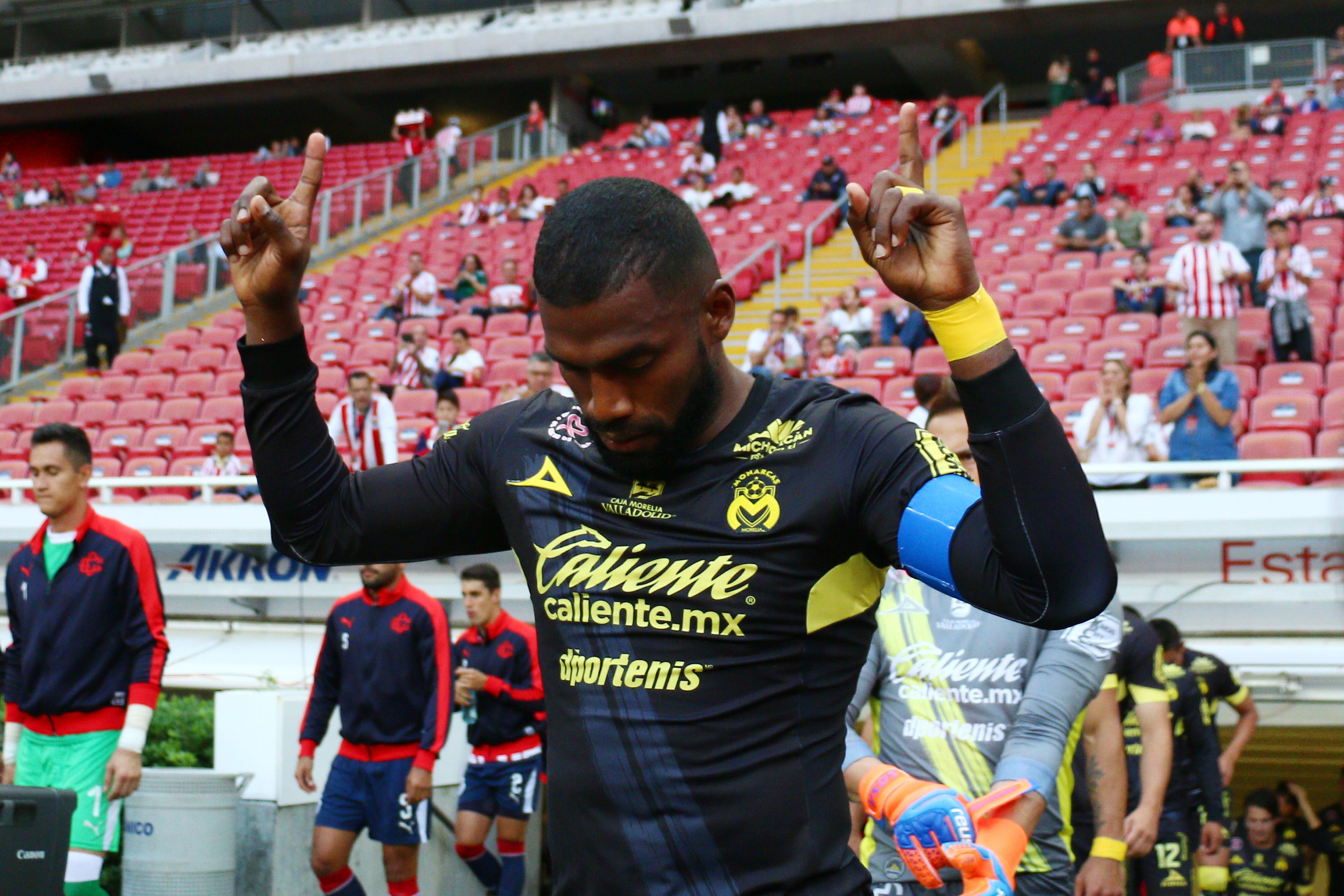 Monarcas le quitó los cuernos a Chivas en el Akron