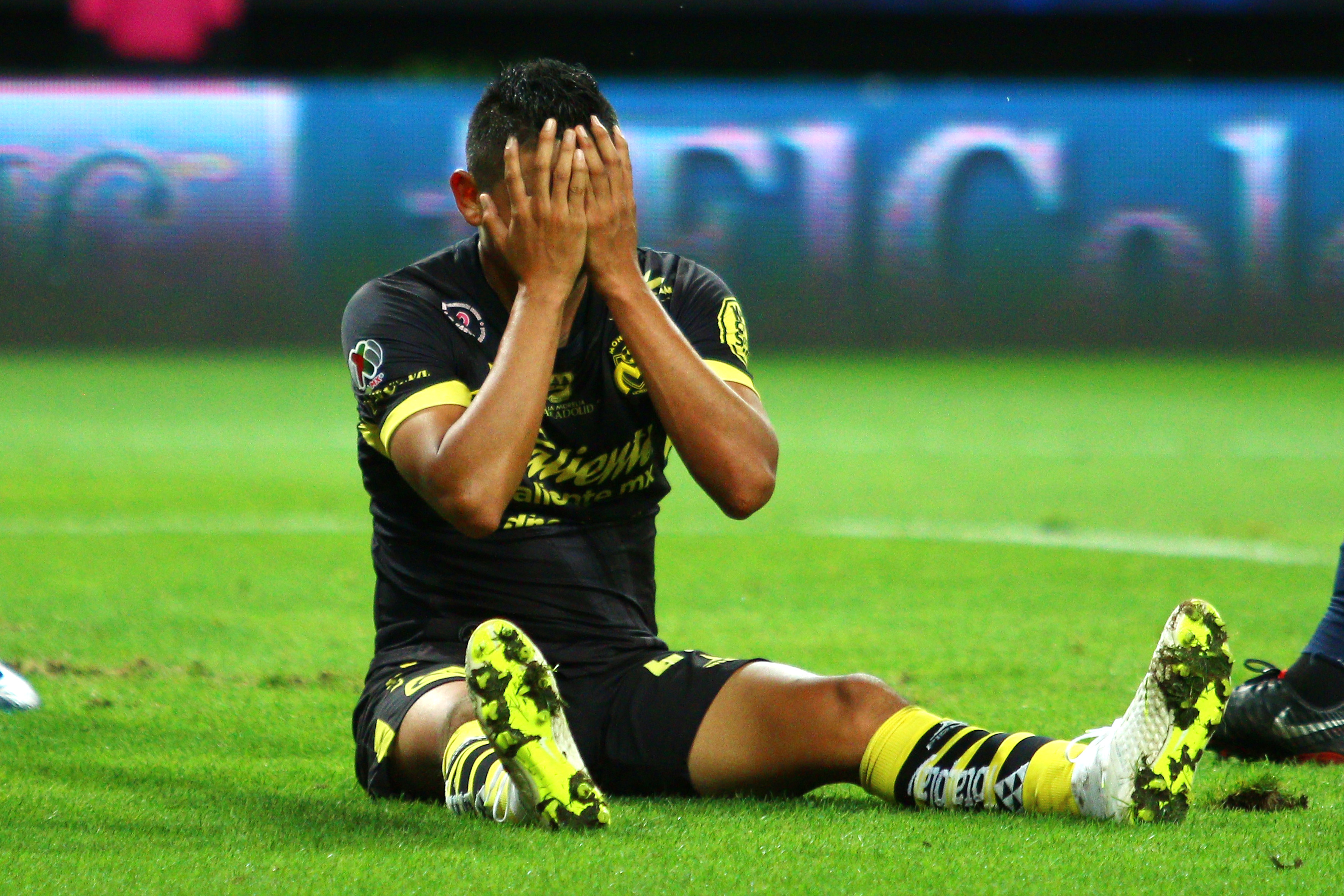 Monarcas le quitó los cuernos a Chivas en el Akron