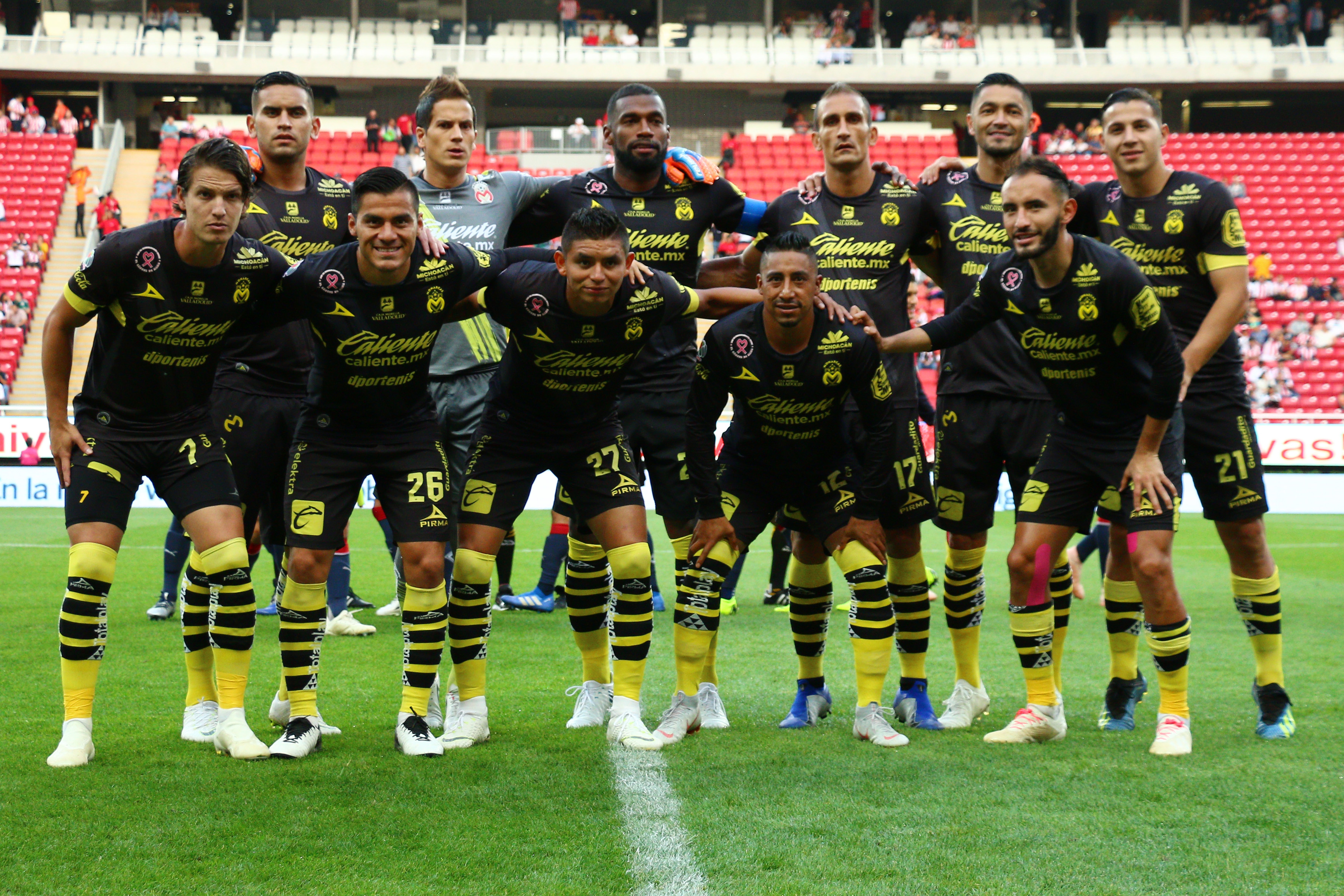 Monarcas le quitó los cuernos a Chivas en el Akron