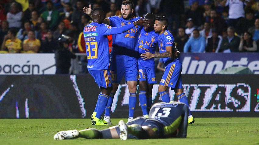 Los jugadores de Tigres en plena celebración.