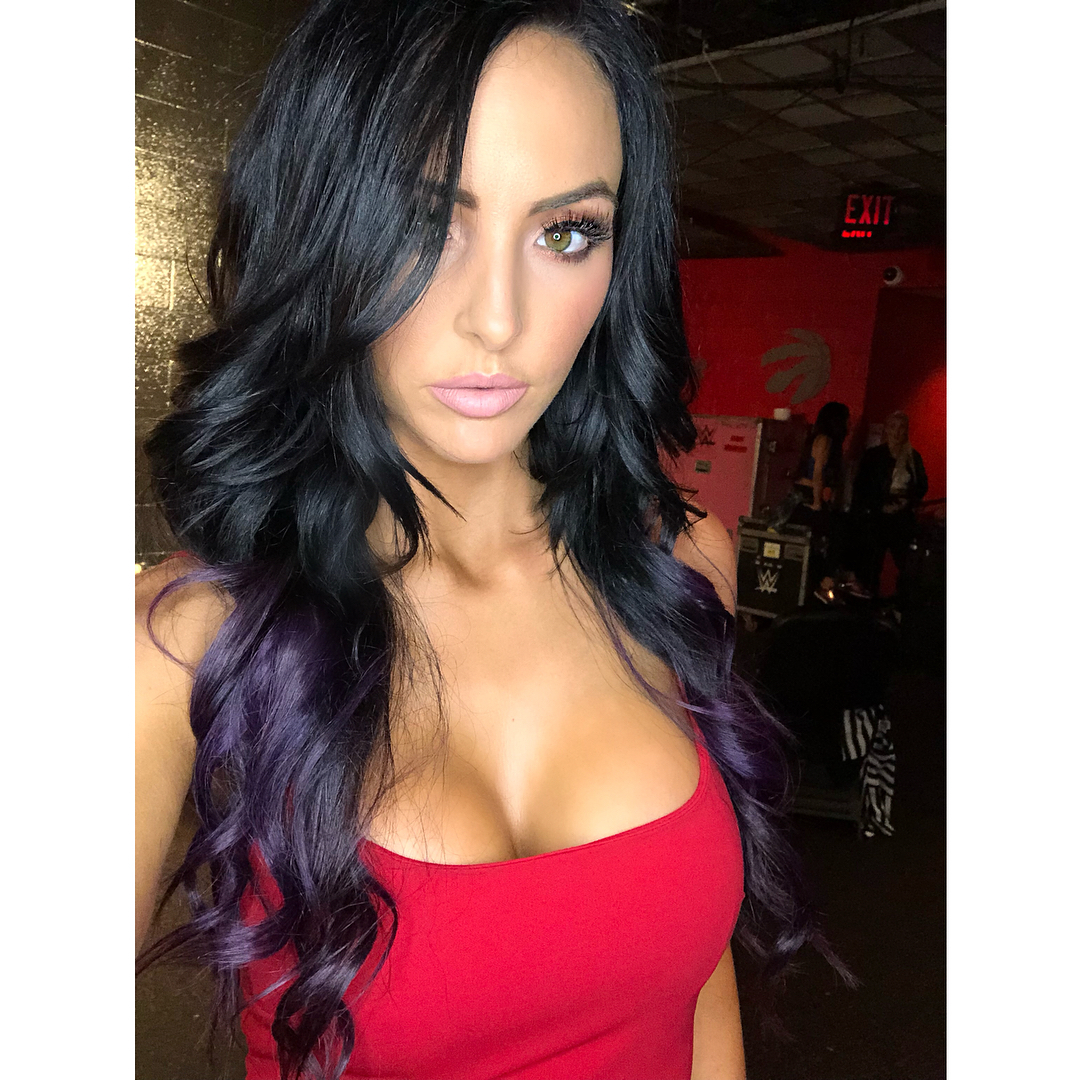 Peyton Royce, belleza WWE en nuestro Lado Bello de Instagram