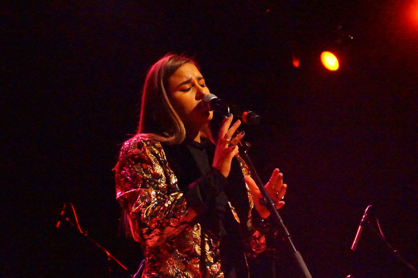 Galería de The Chamanas y San Pascualito Rey