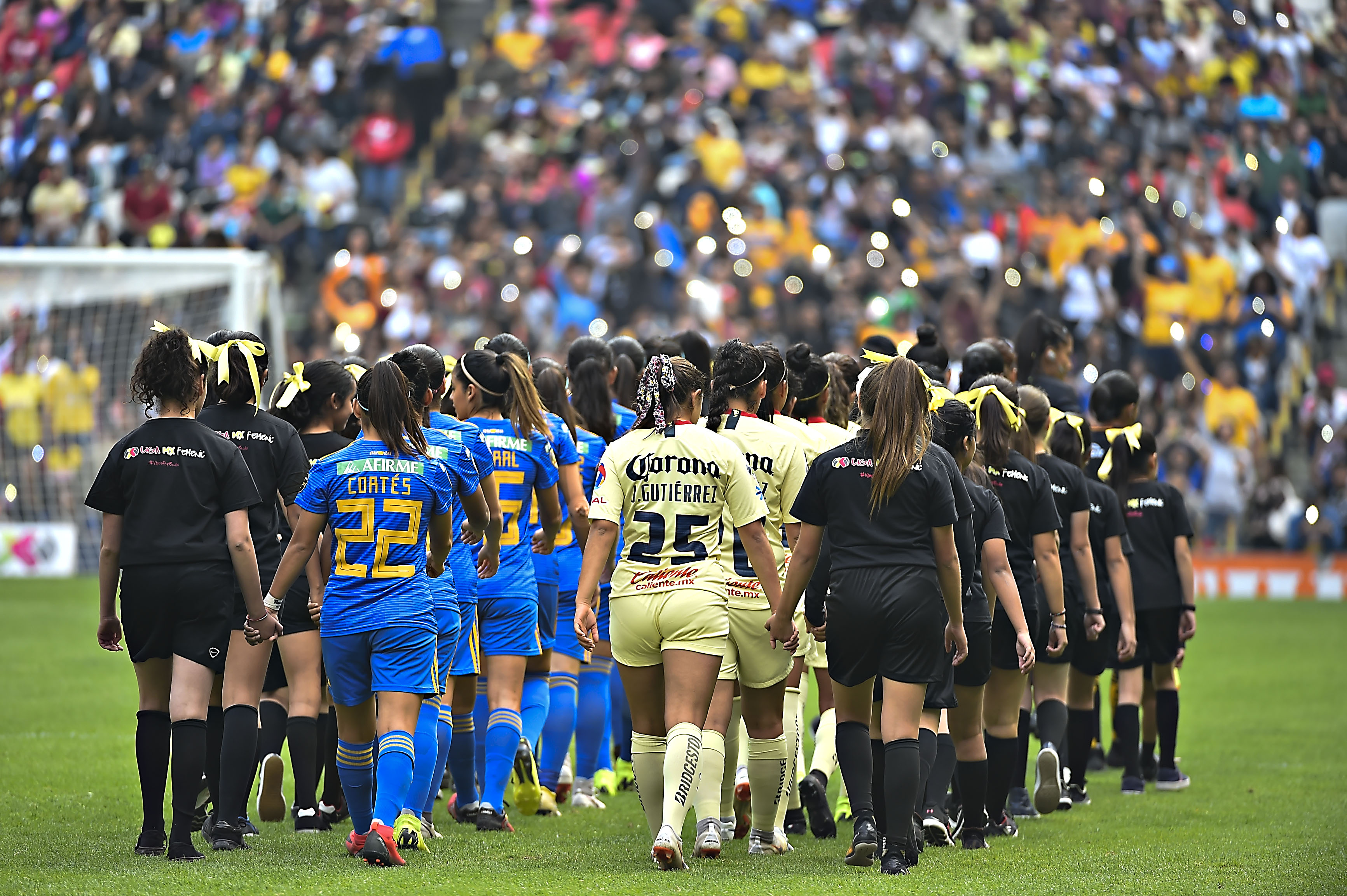 Celebración y color en el Azteca para la Final Femenil