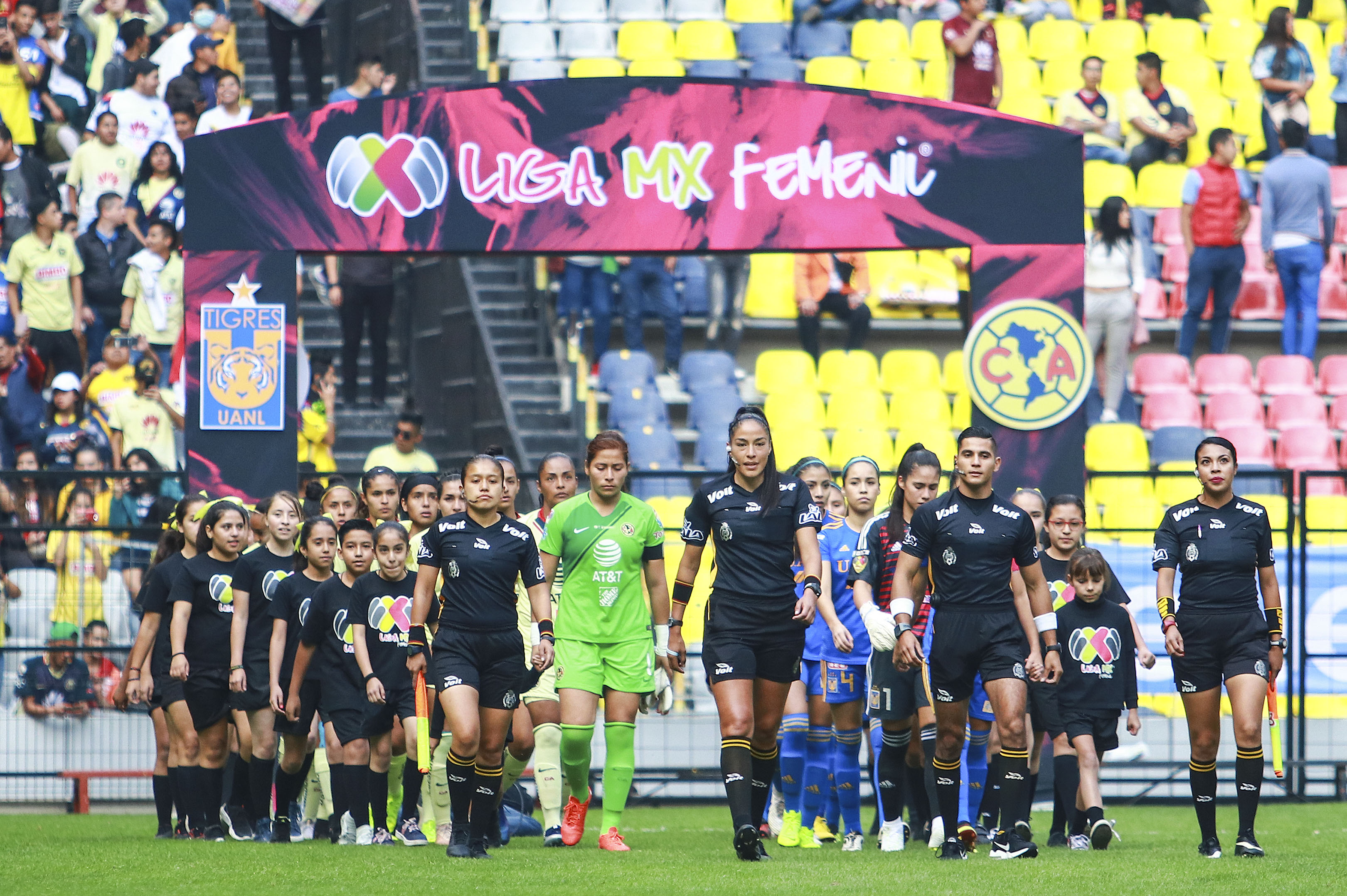 Celebración y color en el Azteca para la Final Femenil