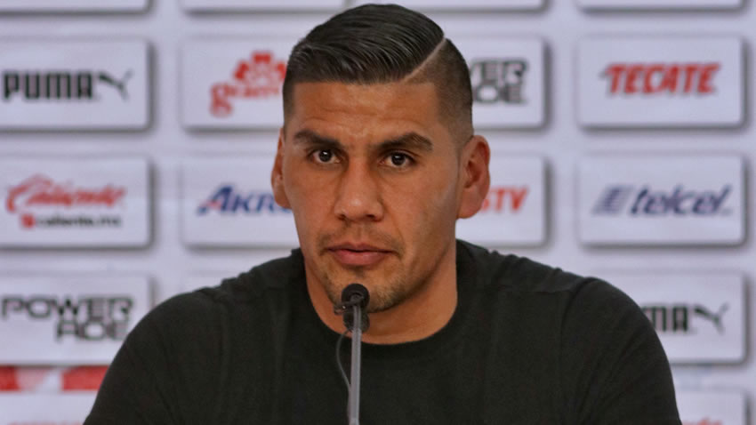 Salcido tuvo un doloroso adiós del equipo rojiblanco. (Foto: Imago 7)
