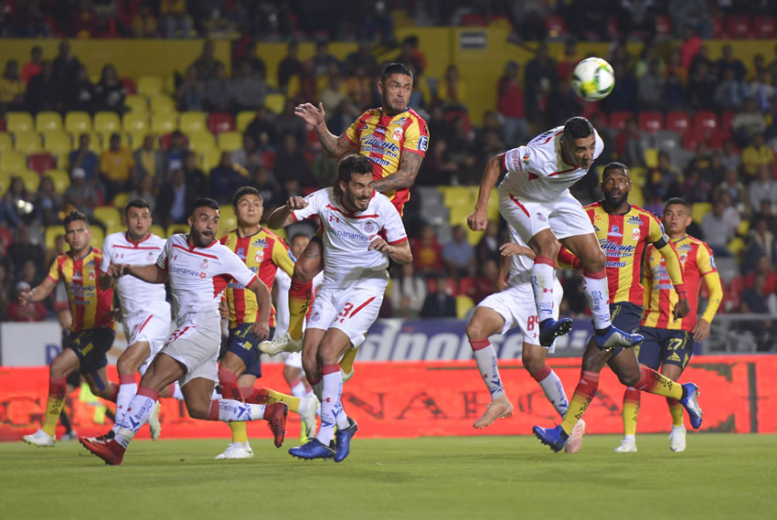 Toluca arruina fiesta al Morelia en despedida de Carlos Morales (Imago7)