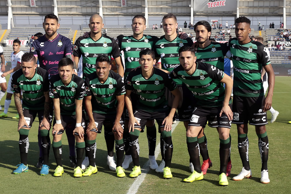 Las mejores postales del último duelo de la J1 entre Lobos y Santos