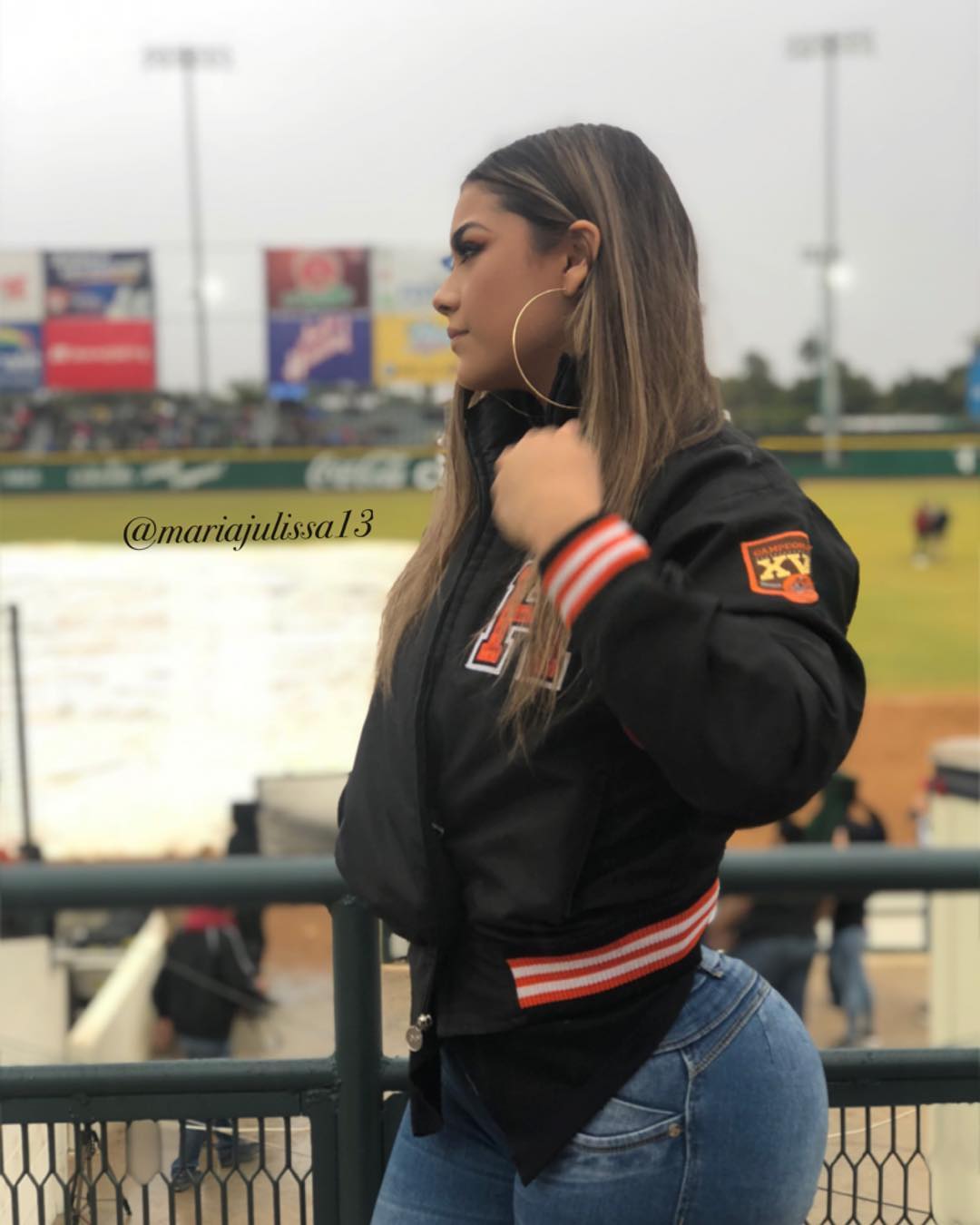 María Julissa es El Lado Bello del beisbol