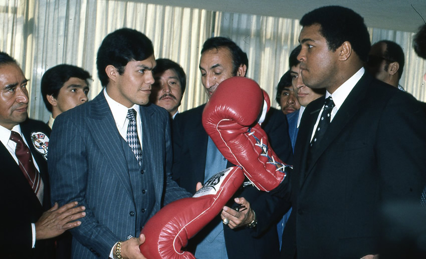 Muhammad Ali, junto a José 'Pipino' Cuevas