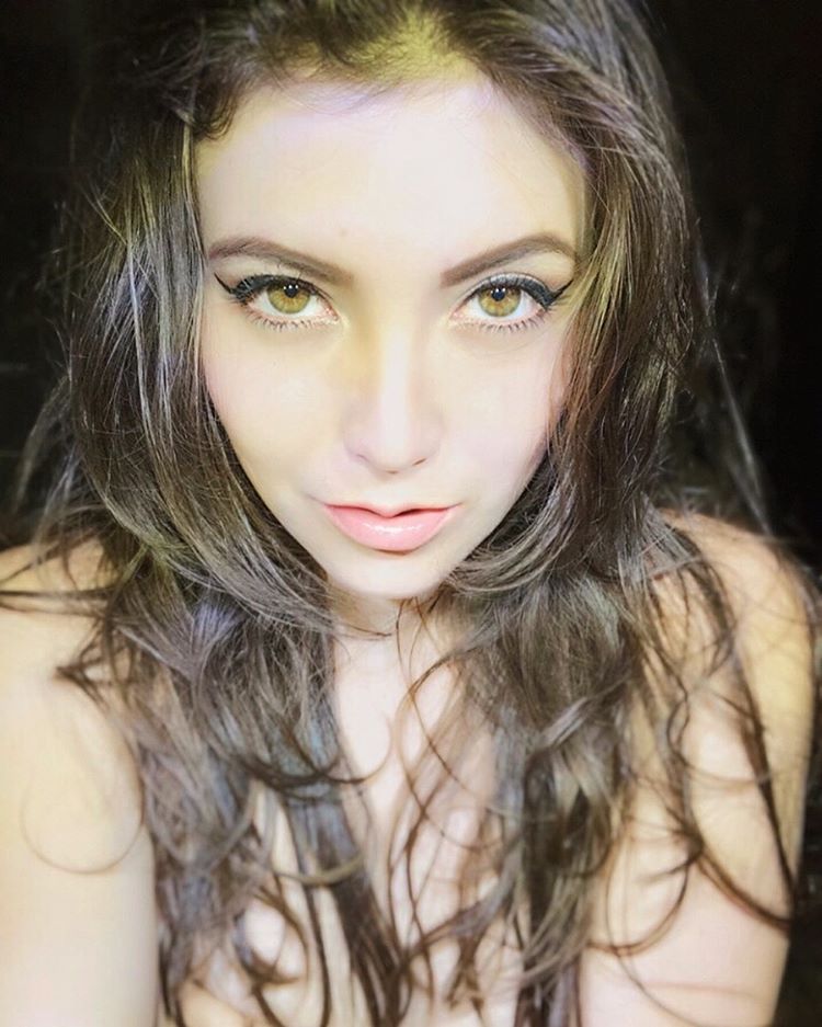 Las mejores fotos en Instagram de Are Rojas. (Foto: Instagram/soyarerojas/)