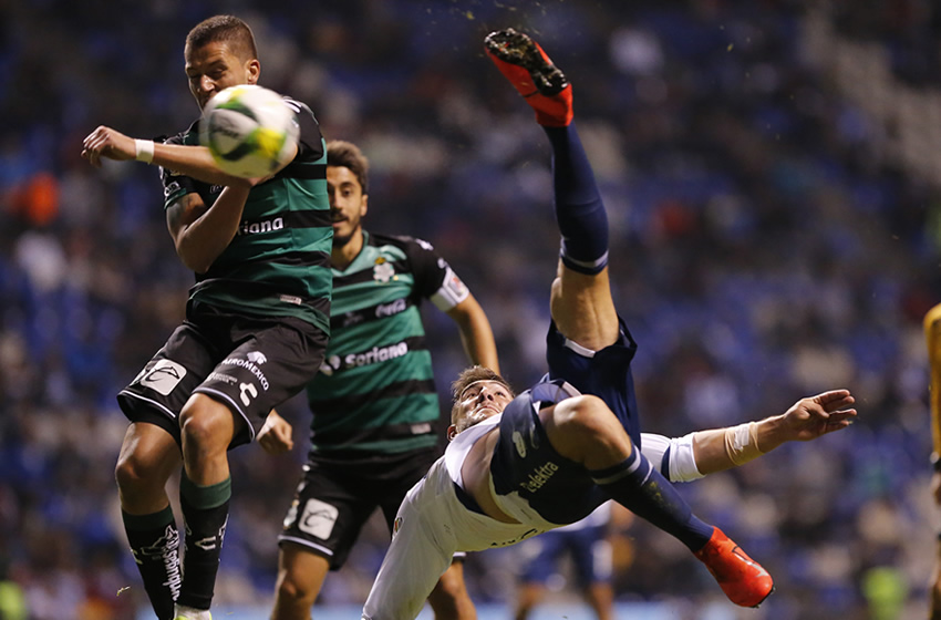 Santos deja ir el triunfo en Puebla; las mejores imágenes. (Foto: Imago)