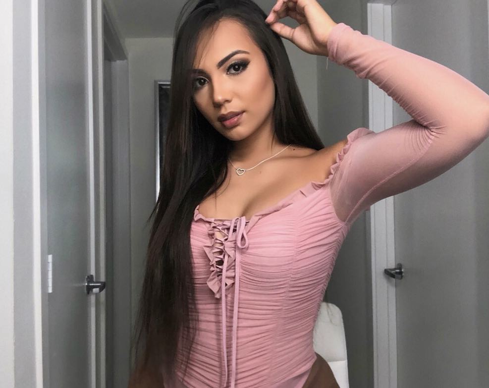 Fotos y galería de Camila Bernal, la chica en Lado Bello de Instagram (21-01-2019)