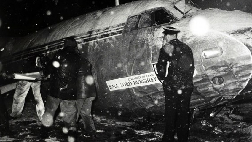 Desastre aéreo de Munich. El Manchester United sufrió un accidente en Munich. Fallecieron 8 jugadores y entre los sobrevivientes estaba Bobby Charlton