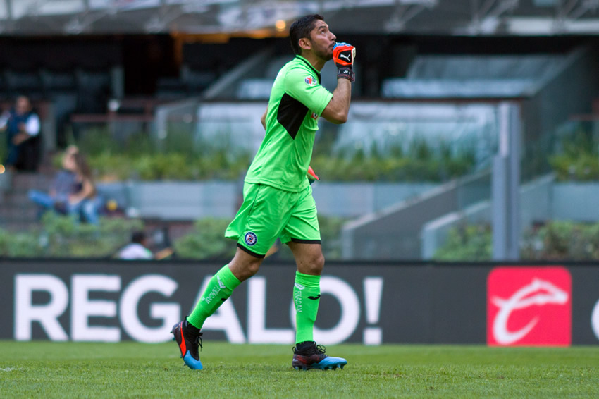 Con solitario gol de Elías Hernández, la Máquina derrotó a los Xolos de Tijuana.