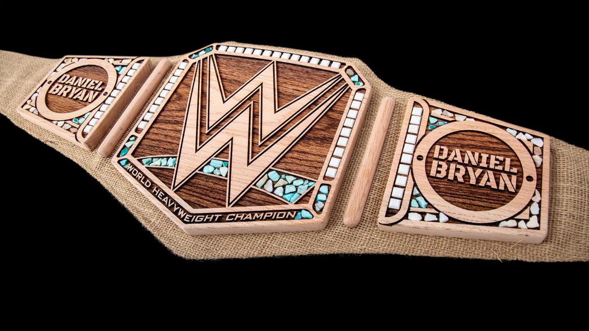 Daniel Bryan presentó Campeonato de WWE eco-friendly.
