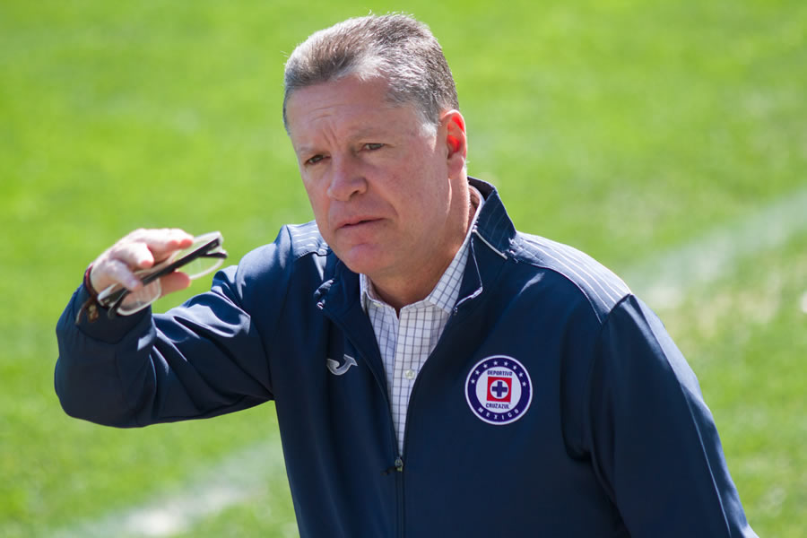 En Cruz Azul no piensan en nuevos refuerzos. (Foto: Imago 7)