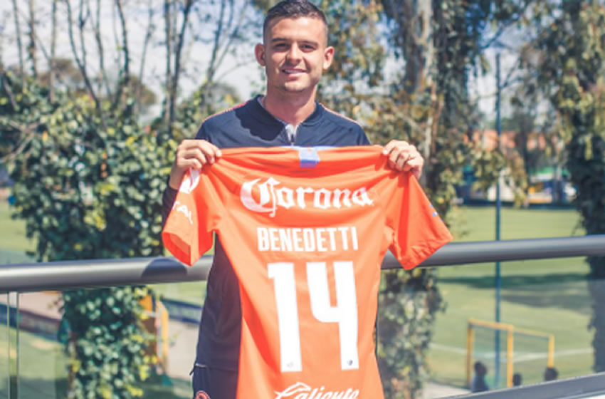 Benedetti tendrá que tramitar su visa de trabajo. (América)