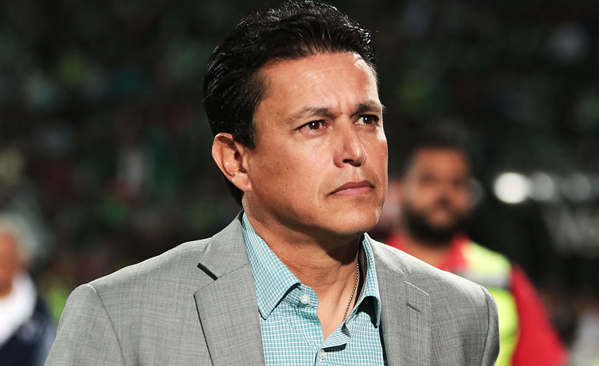 Salvador Reyes se mostró consternado por la pérdida. (Foto: Imago 7)