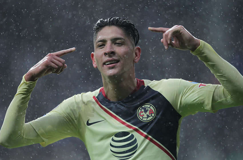 Edson sustituirá a Emmanuel Aguilera por expulsión. (Imago 7)