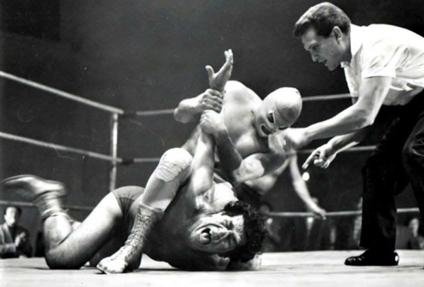 En su aniversario luctuoso número 35, recordamos a El Santo, el Enmascarado de Plata.