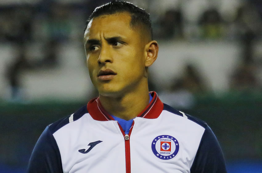Yotún vio la tarjeta roja en el minuto 18 del juego ante León en la J5 de la Liga MX.