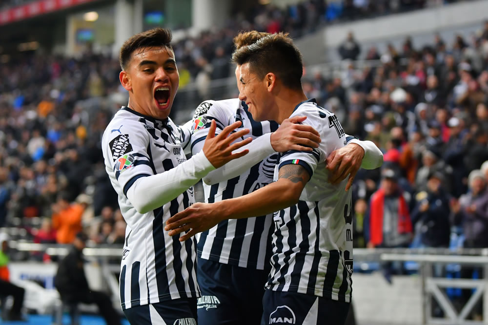 Revive en postales el triunfo de Rayados sobre Lobos BUAP
