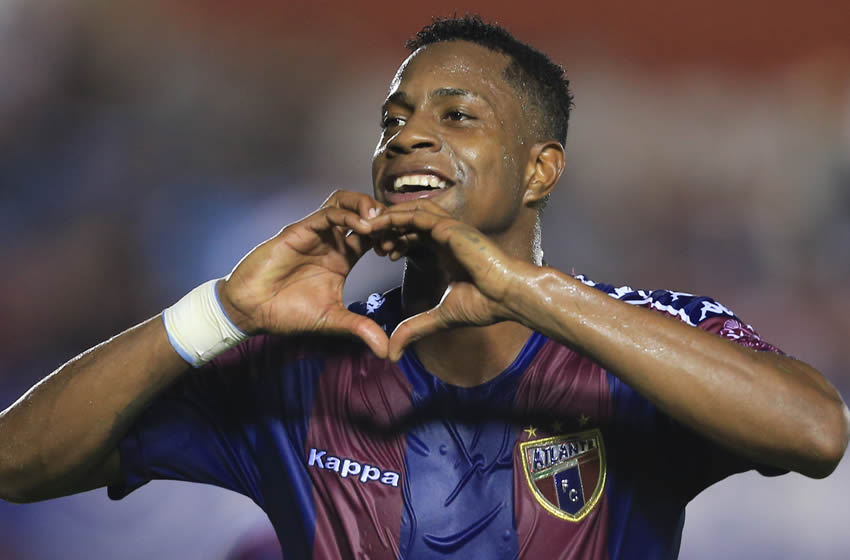 El potro galopó en casa. (Imago 7)