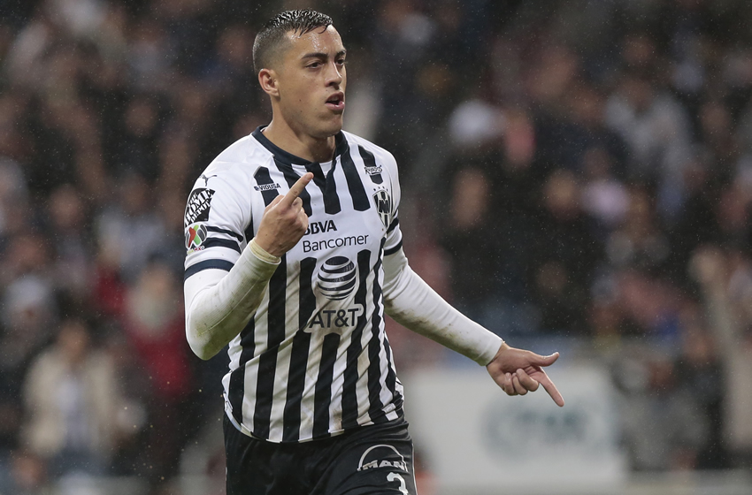Funes Mori sigue siendo un arma letal en Rayados, así que lo llaman Funes Dios.