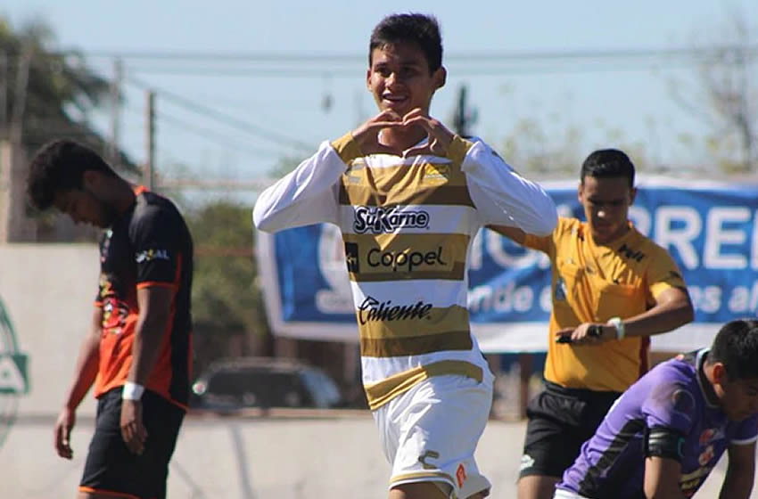 ¡Debut de ensueño! (Especial)